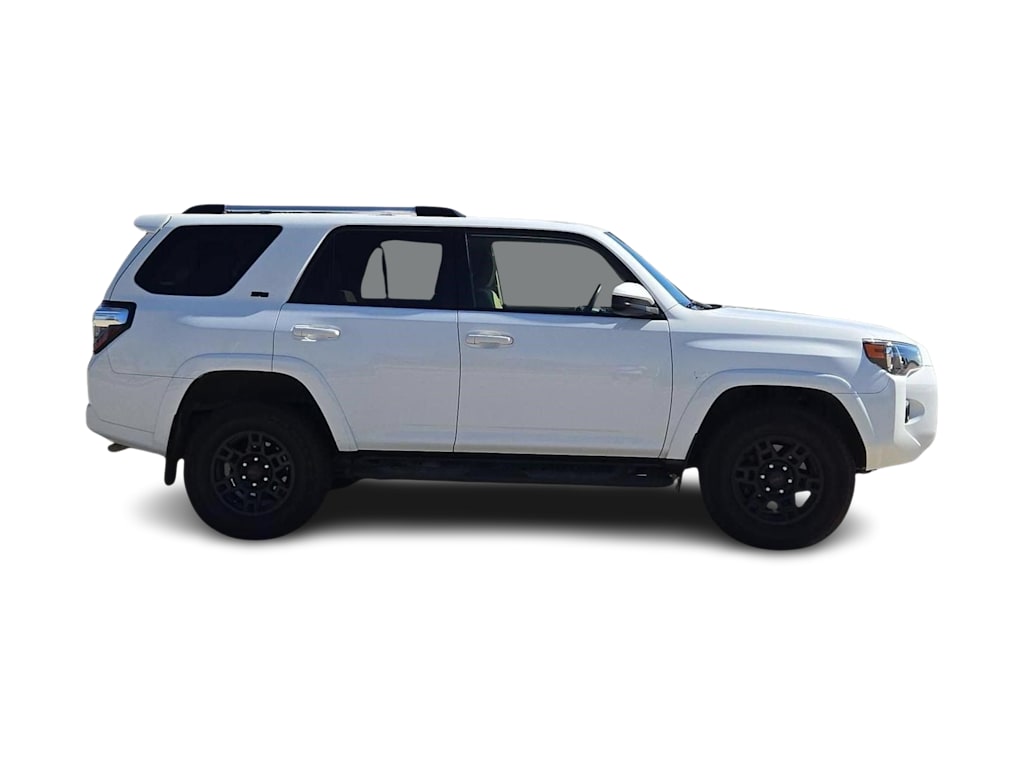 Thumbnail: 2023 Toyota 4Runner - 19