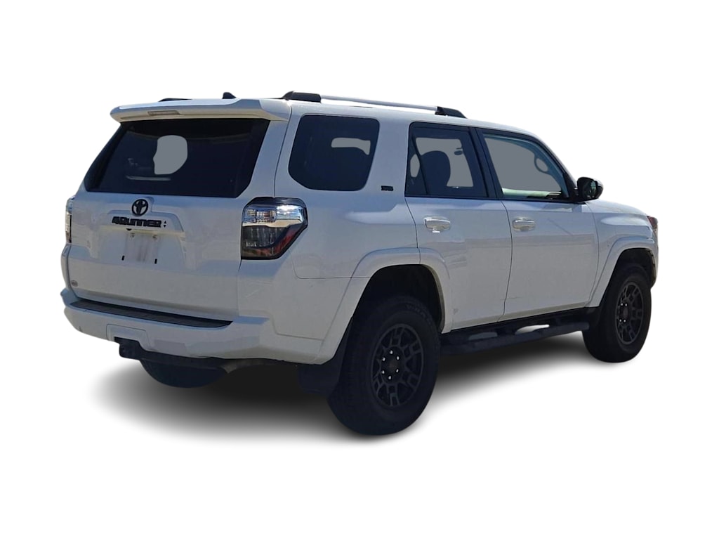 Thumbnail: 2023 Toyota 4Runner - 18