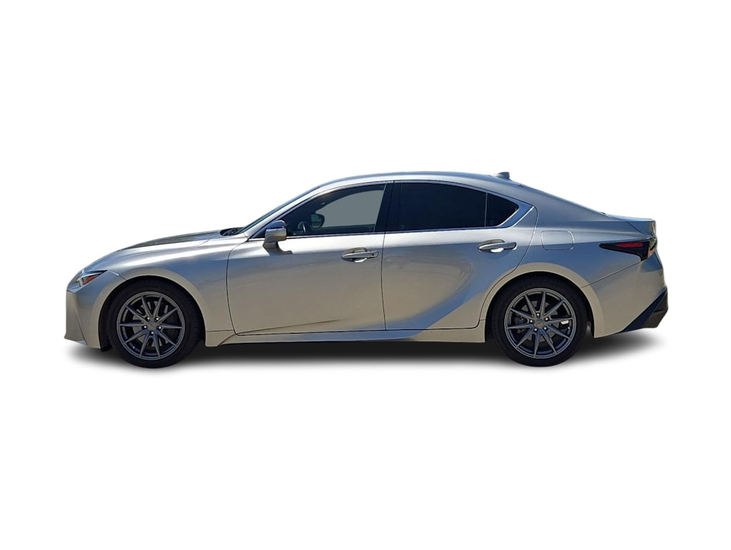 Thumbnail: 2021 Lexus IS - 3