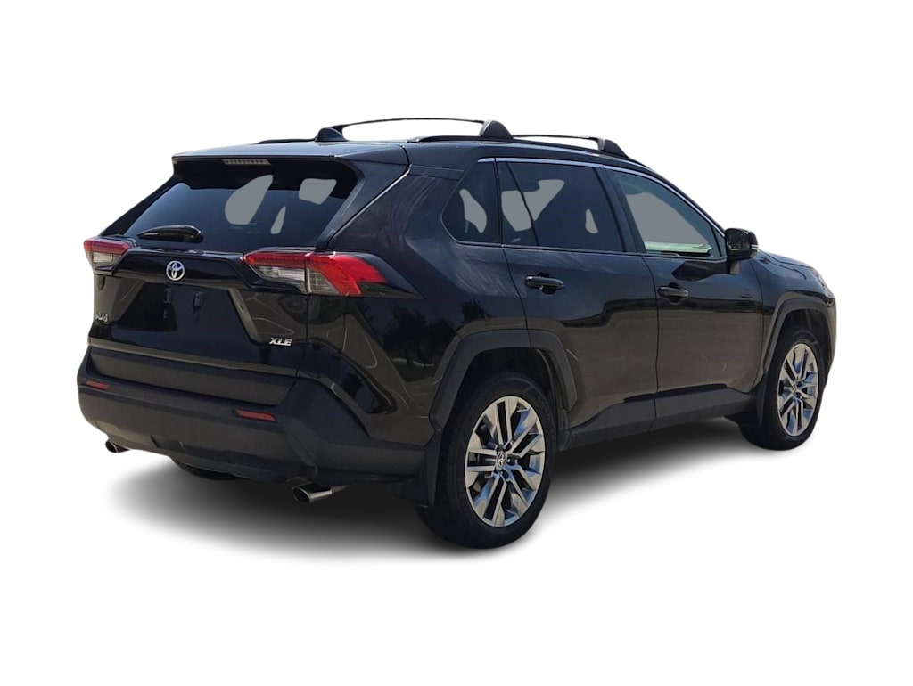 Thumbnail: 2020 Toyota RAV4 - 18