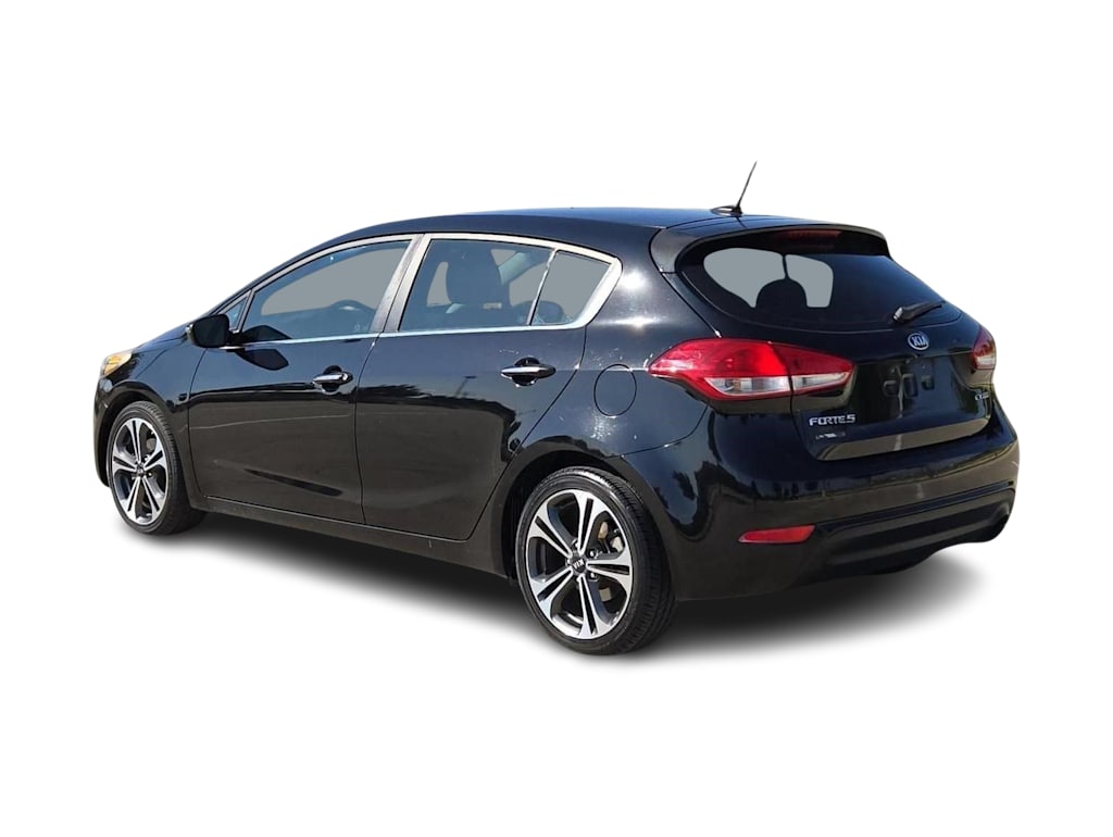 Thumbnail: 2016 Kia Forte - 4
