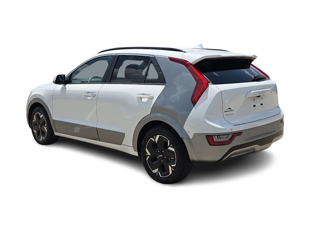 Thumbnail: 2023 Kia Niro - 4