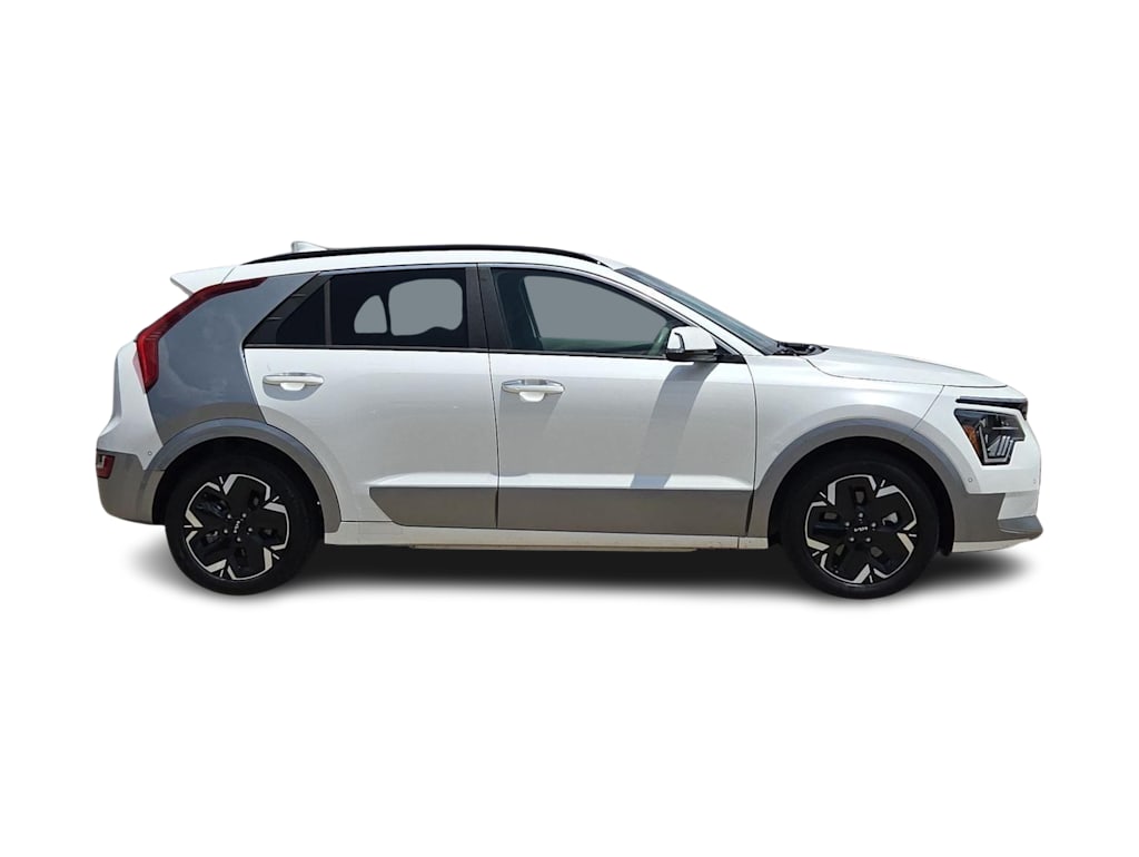 Thumbnail: 2023 Kia Niro - 19