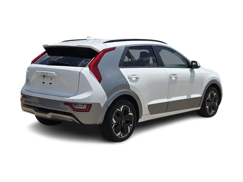Thumbnail: 2023 Kia Niro - 18
