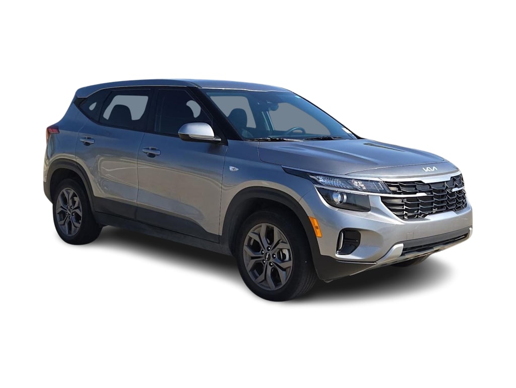 Thumbnail: 2024 Kia Seltos - 21