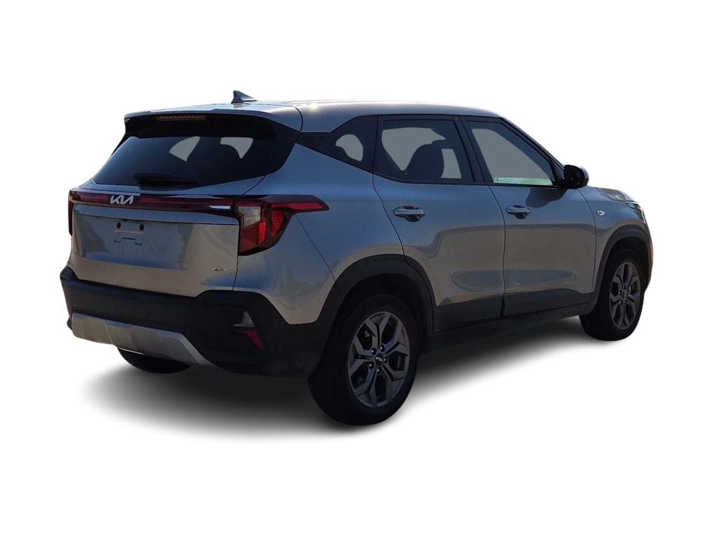 Thumbnail: 2024 Kia Seltos - 19