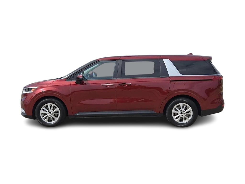 Thumbnail: 2022 Kia Carnival - 3
