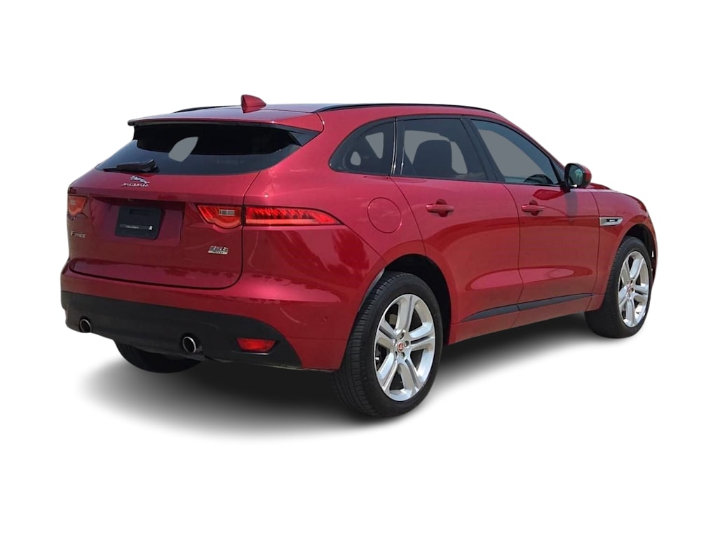 Thumbnail: 2017 Jaguar F-Pace - 18