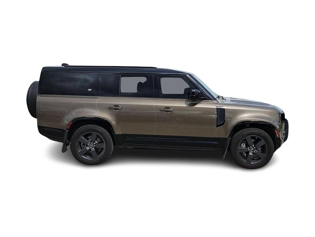 Thumbnail: 2024 Land Rover Defender - 19