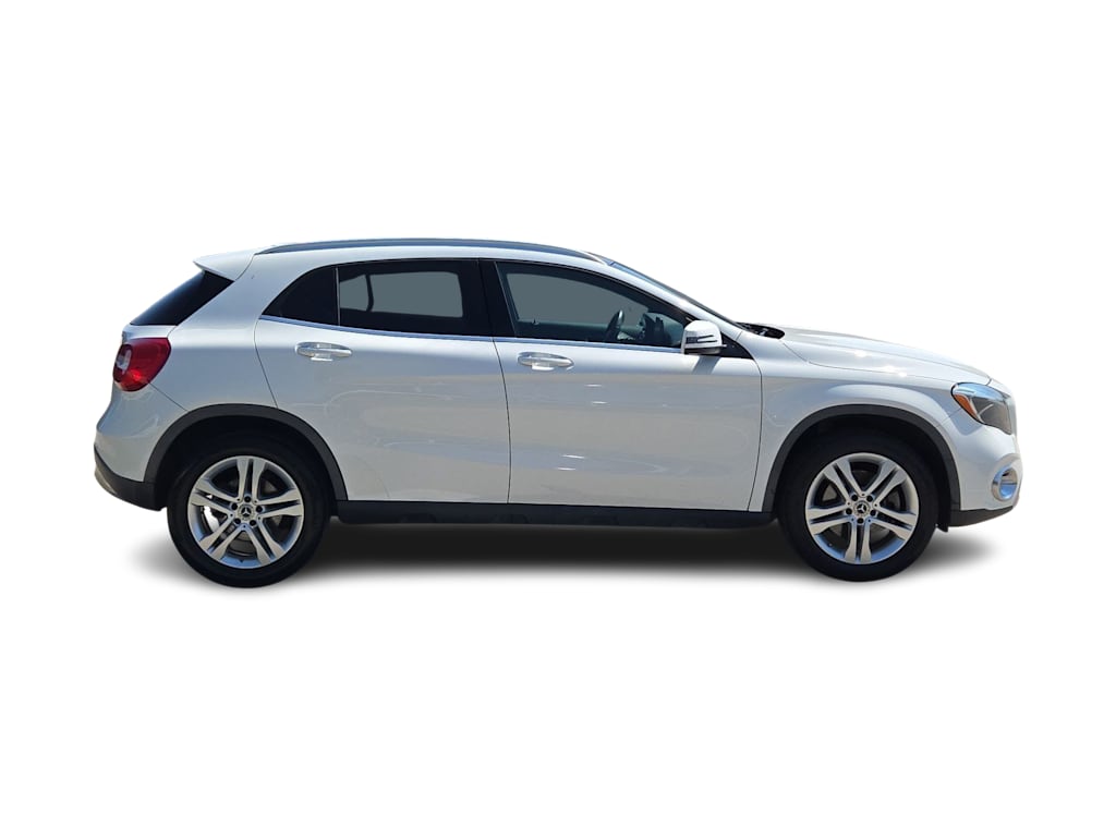 Thumbnail: 2018 Mercedes-Benz GLA - 24