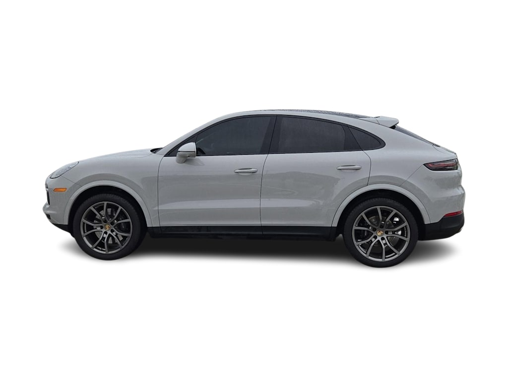 Thumbnail: 2022 Porsche Cayenne - 3