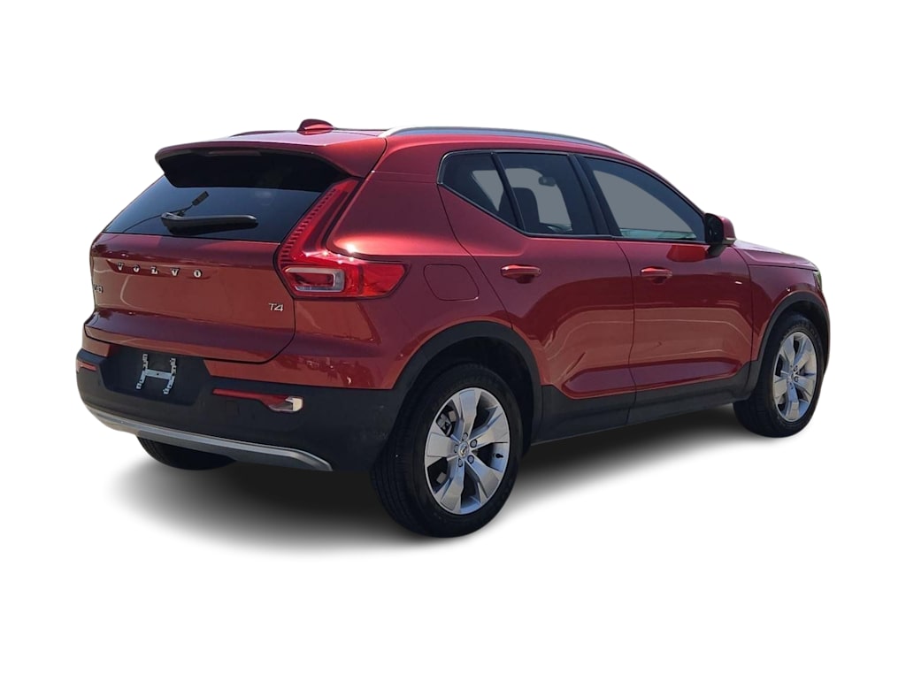Thumbnail: 2022 Volvo XC40 - 18