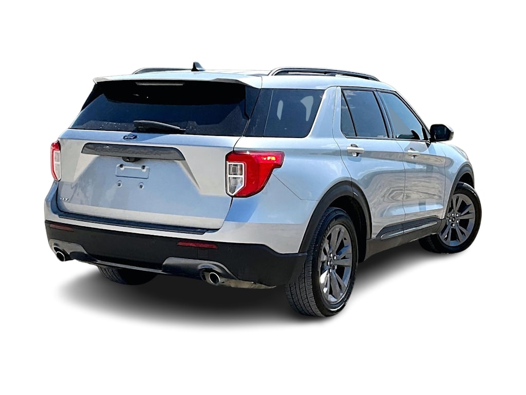 Thumbnail: 2022 Ford Explorer - 18