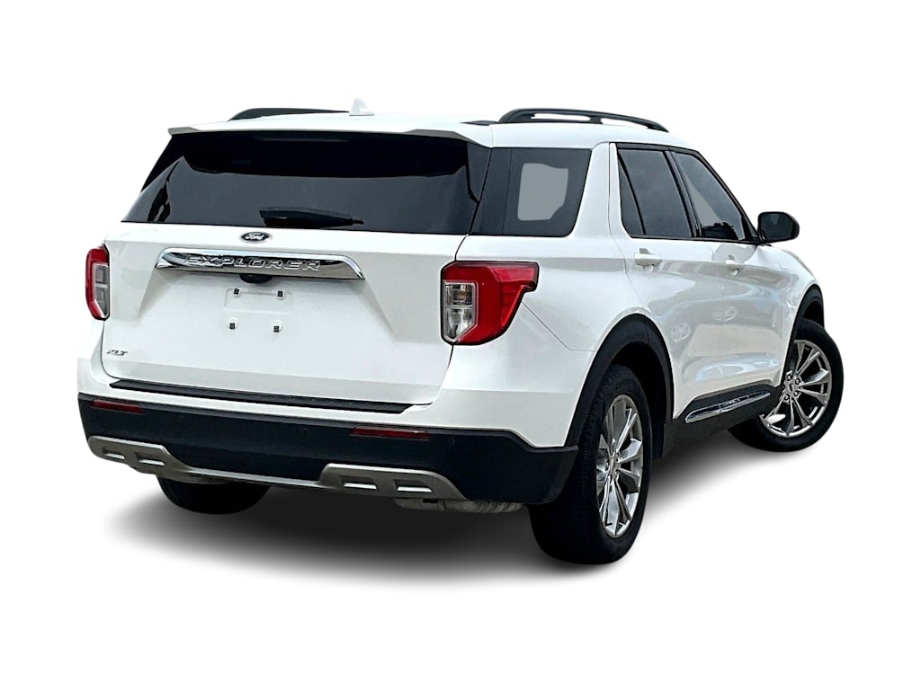 Thumbnail: 2022 Ford Explorer - 17
