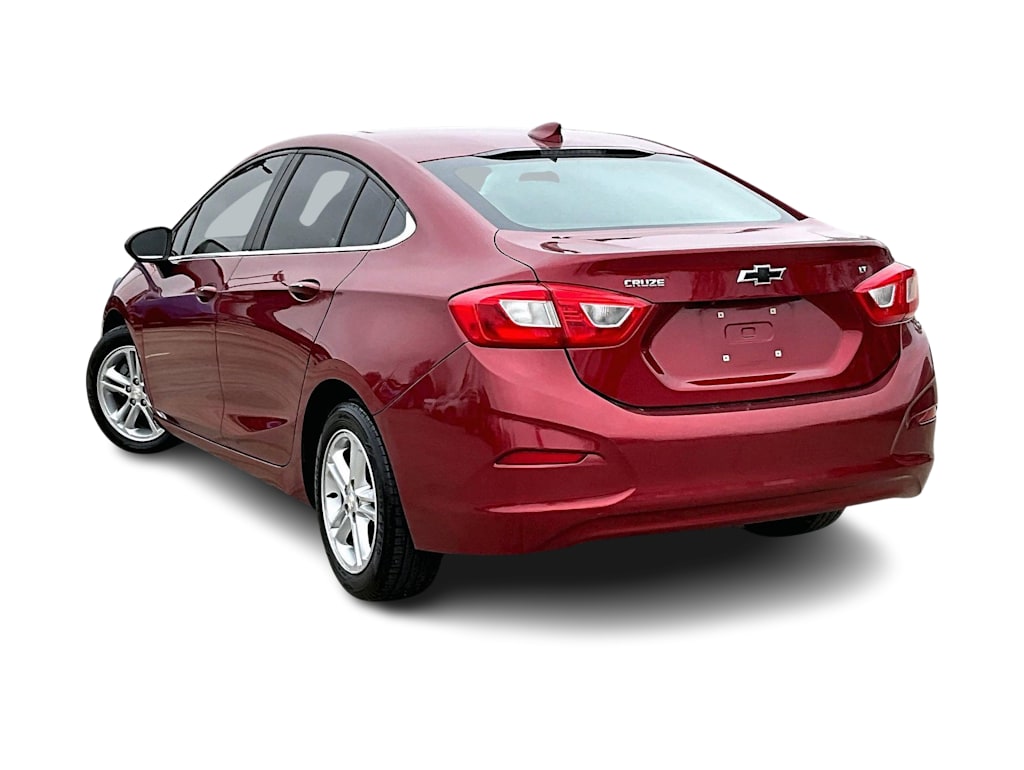 Thumbnail: 2017 Chevrolet Cruze - 3