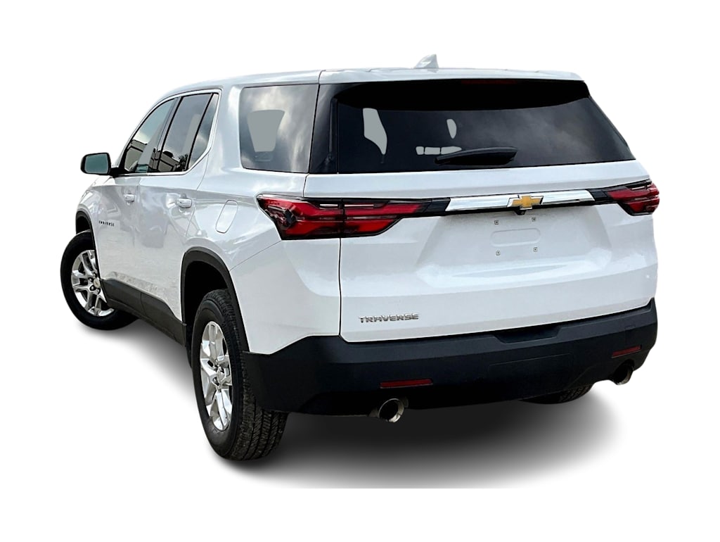 Thumbnail: 2022 Chevrolet Traverse - 3