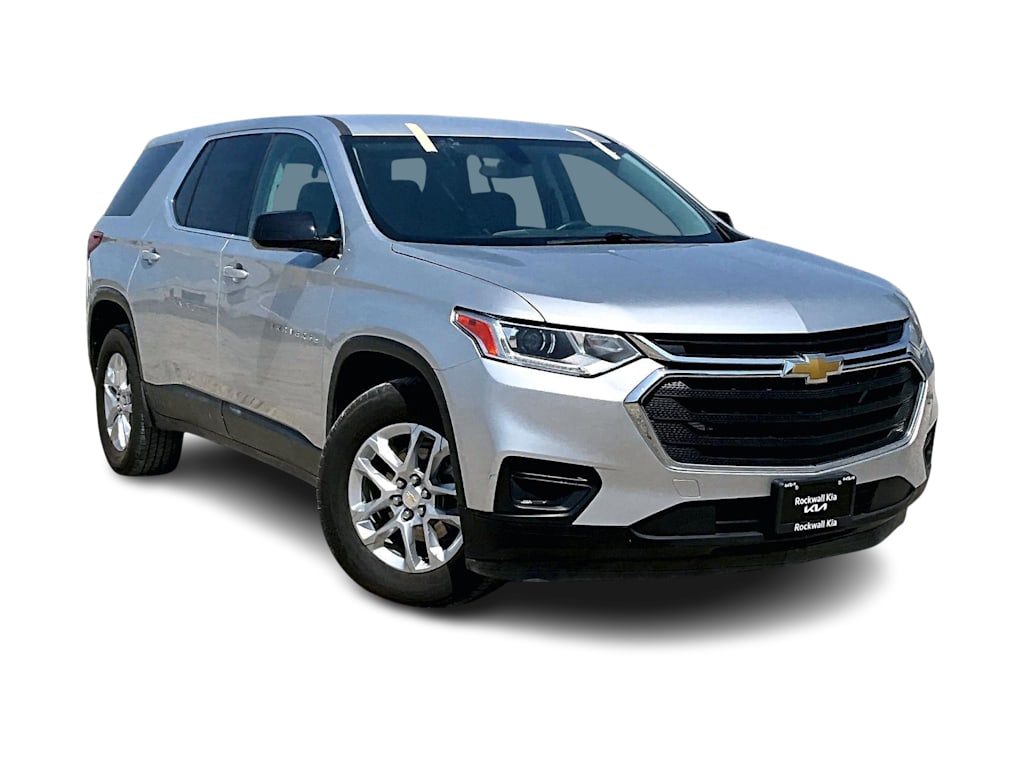 Thumbnail: 2021 Chevrolet Traverse - 17