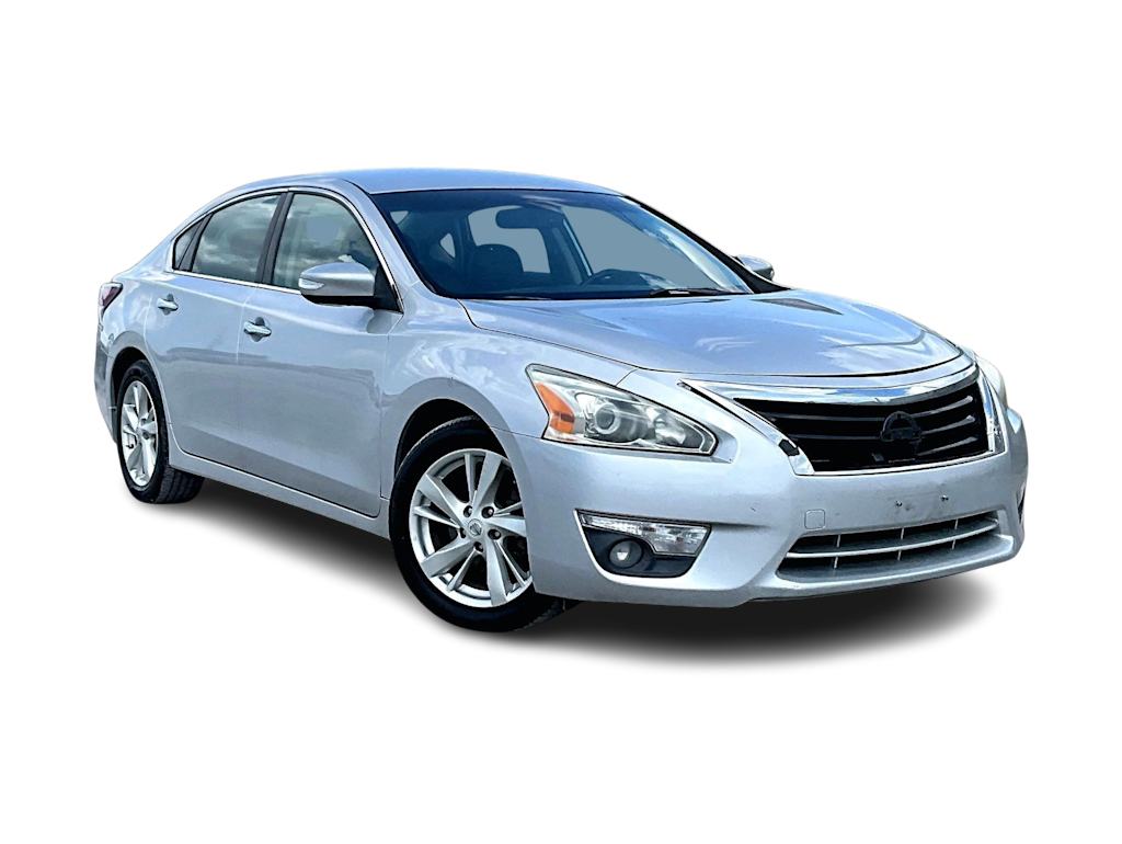 Thumbnail: 2015 Nissan Altima - 19