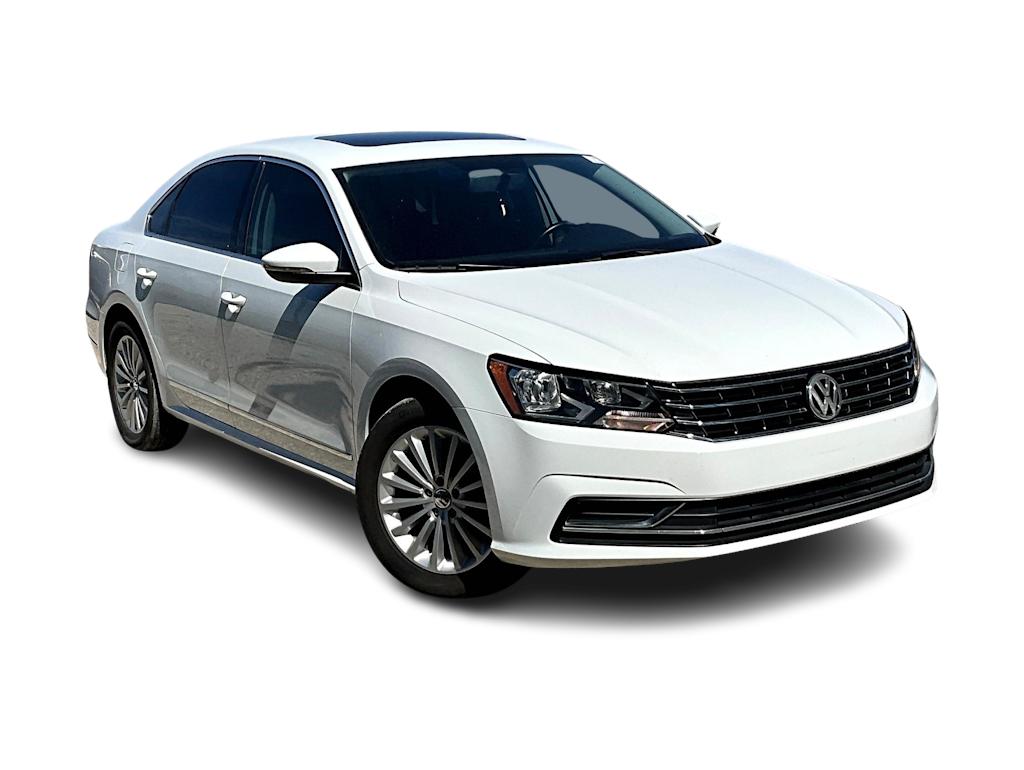 Thumbnail: 2017 Volkswagen Passat - 19