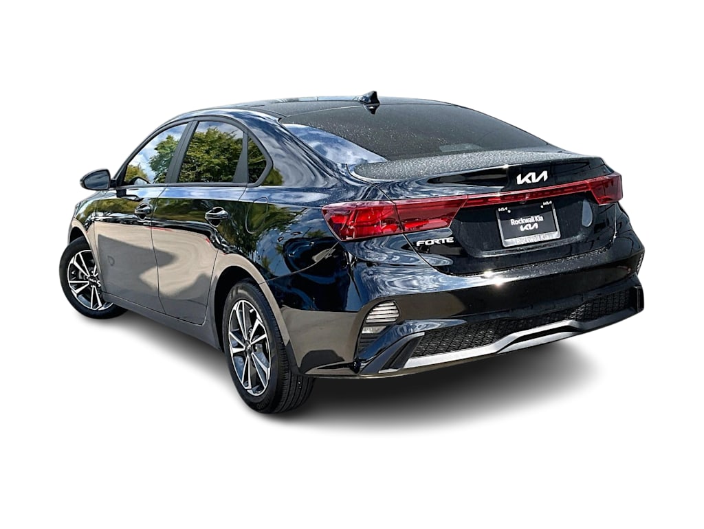 Thumbnail: 2024 Kia Forte - 3