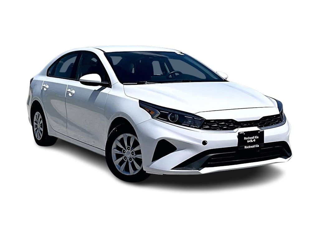 Thumbnail: 2024 Kia Forte - 19