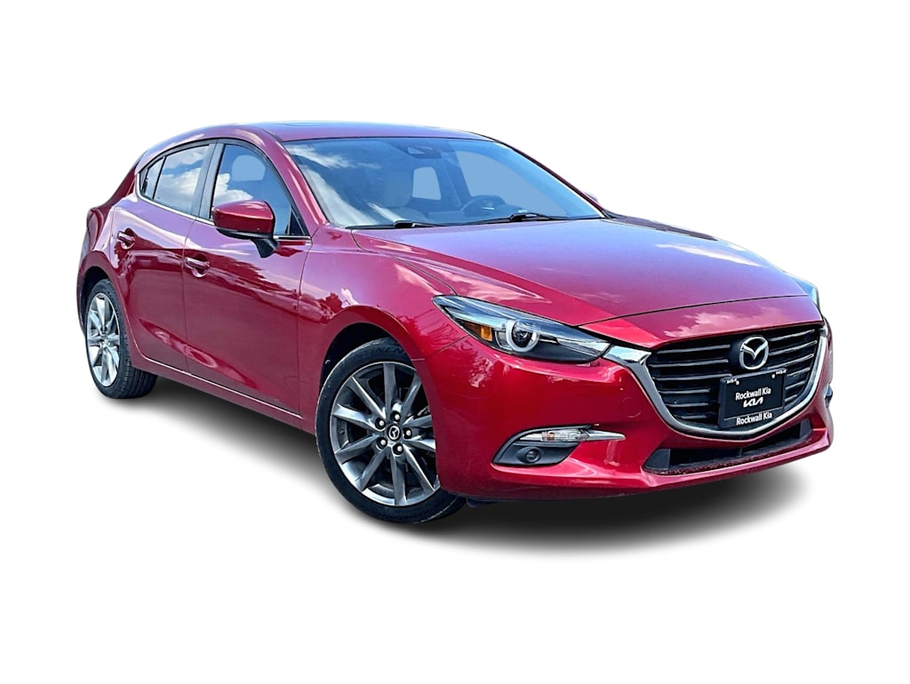 Thumbnail: 2018 Mazda Mazda3 - 17