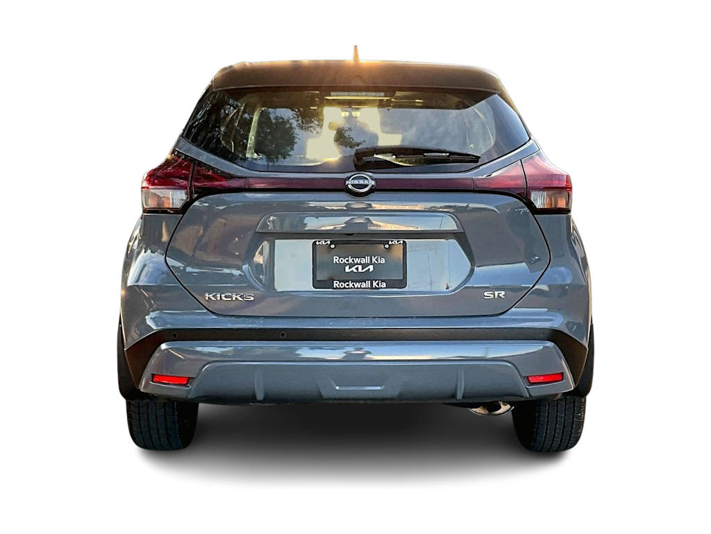 Thumbnail: 2023 Nissan Kicks - 4