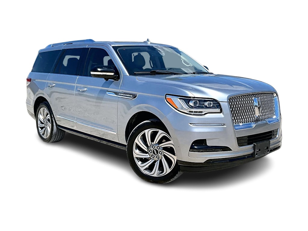 Thumbnail: 2023 Lincoln Navigator - 18