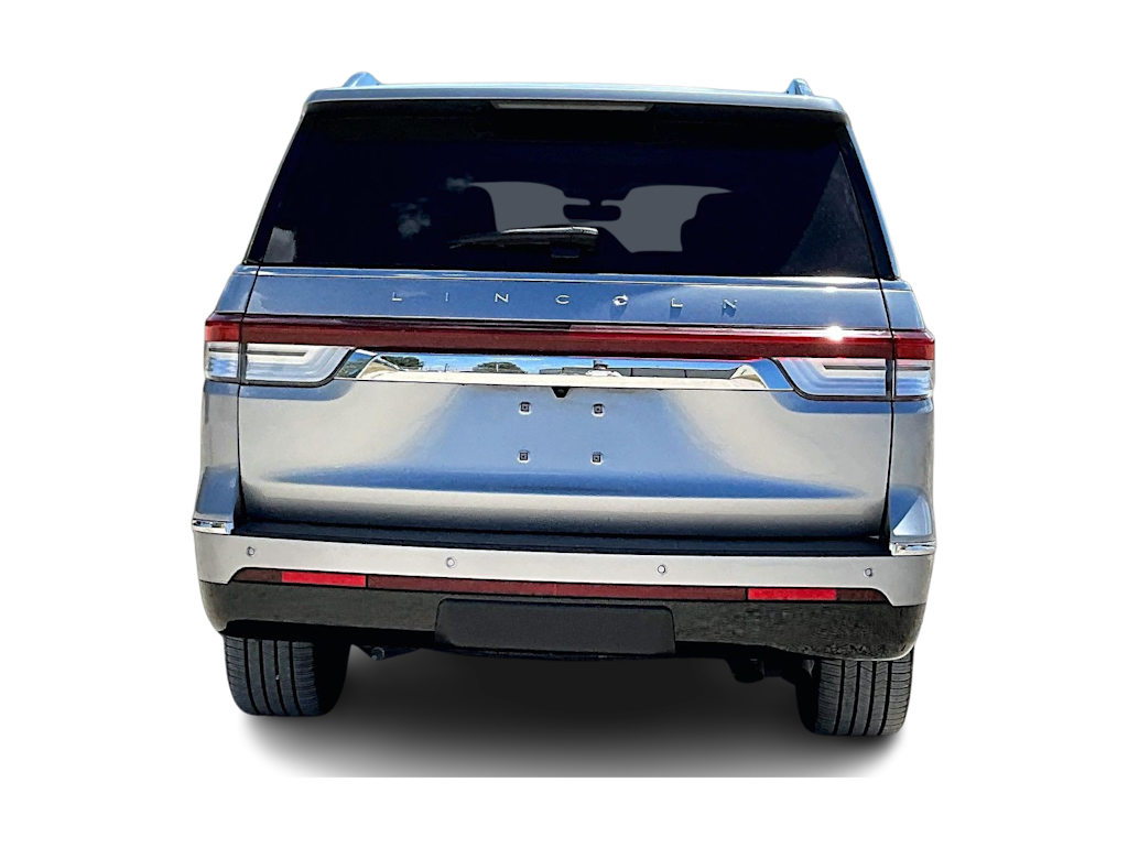 Thumbnail: 2023 Lincoln Navigator - 4