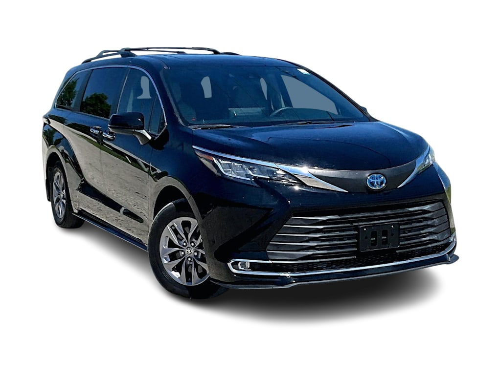 Thumbnail: 2022 Toyota Sienna - 19