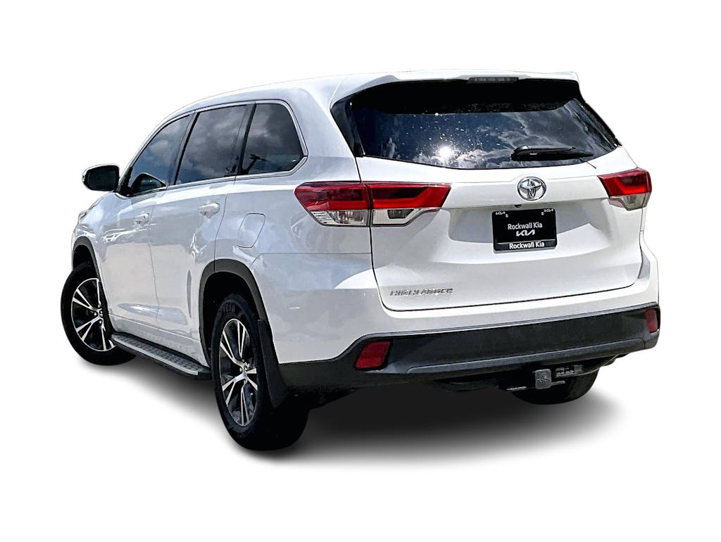 Thumbnail: 2018 Toyota Highlander - 3
