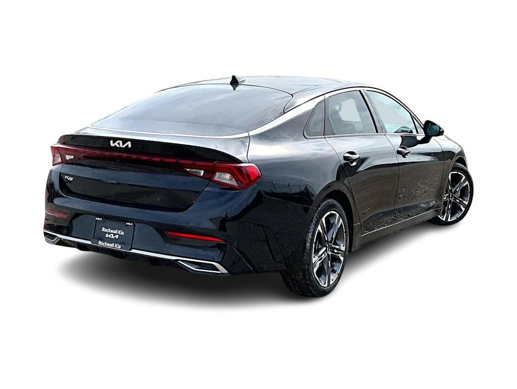 Thumbnail: 2022 Kia K5 - 17