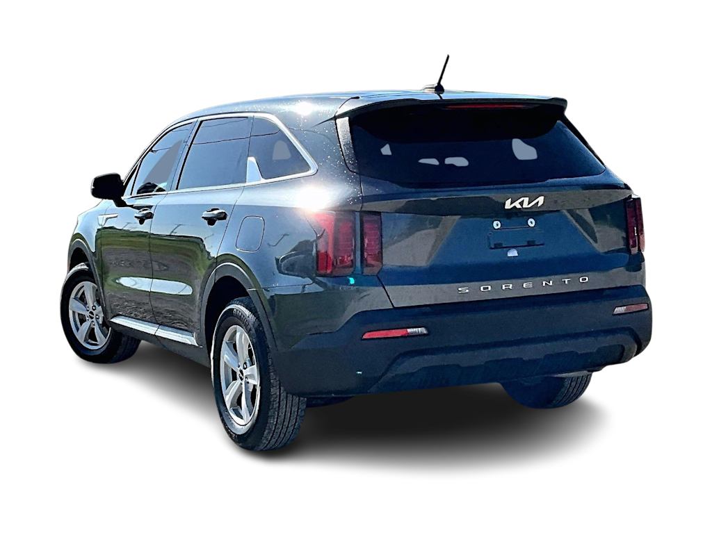 Thumbnail: 2022 Kia Sorento - 3