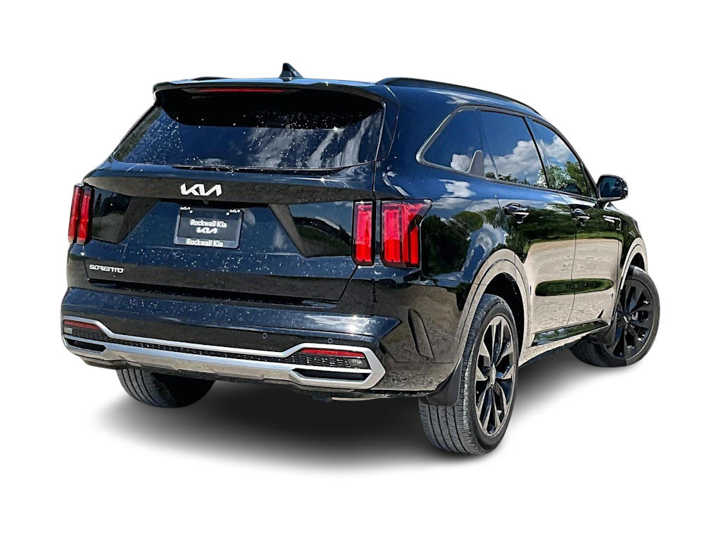 Thumbnail: 2023 Kia Sorento - 17