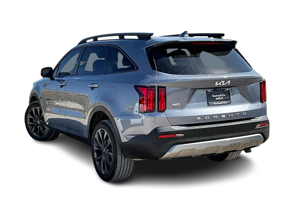 Thumbnail: 2022 Kia Sorento - 3