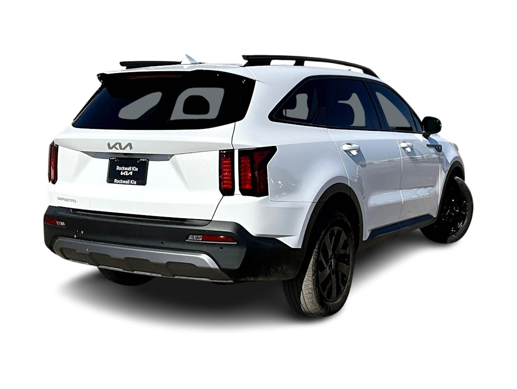 Thumbnail: 2023 Kia Sorento - 18