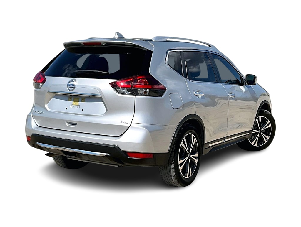 Thumbnail: 2018 Nissan Rogue - 18