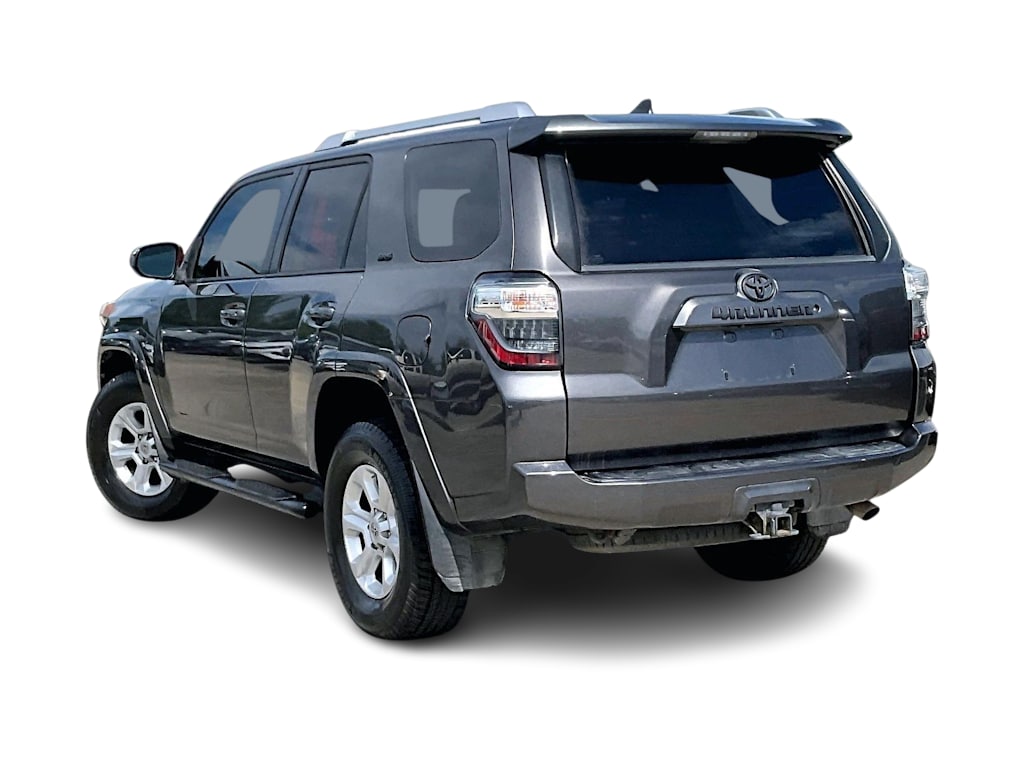 Thumbnail: 2016 Toyota 4Runner - 3