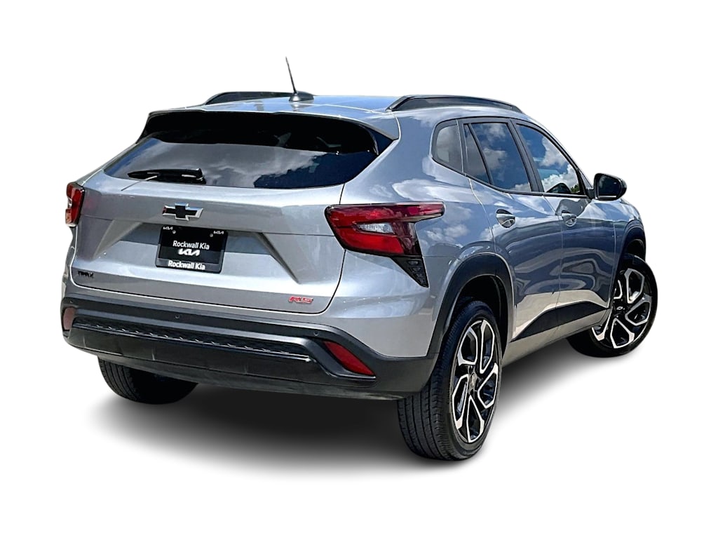 Thumbnail: 2025 Chevrolet Trax - 17
