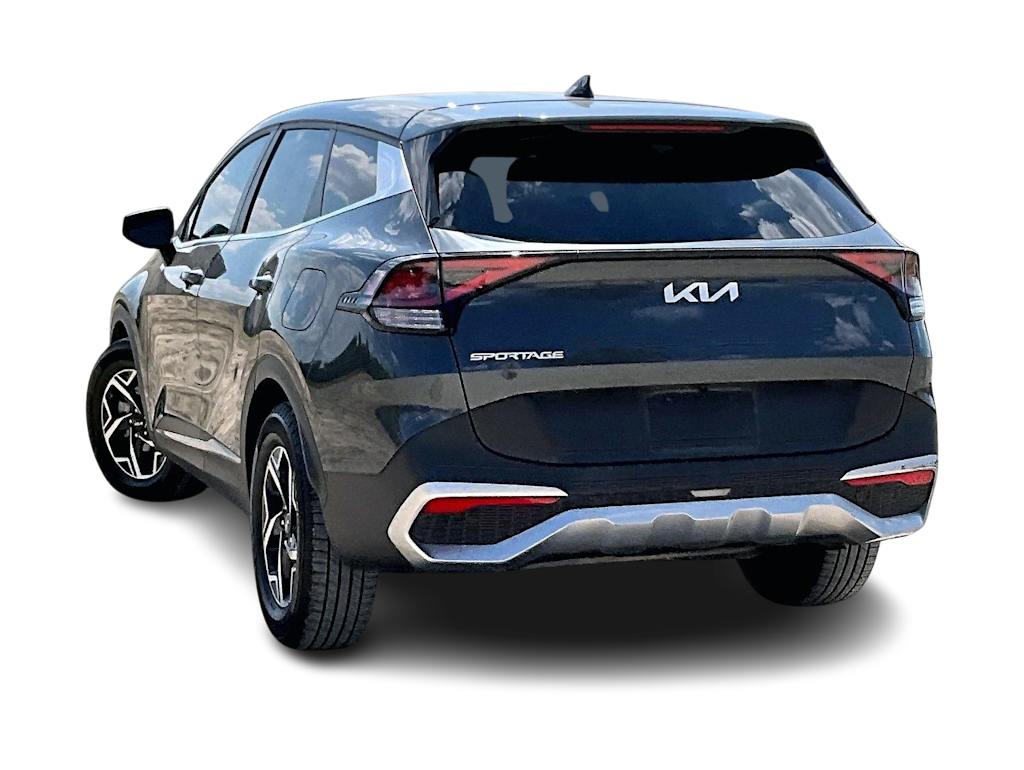 Thumbnail: 2024 Kia Sportage - 3