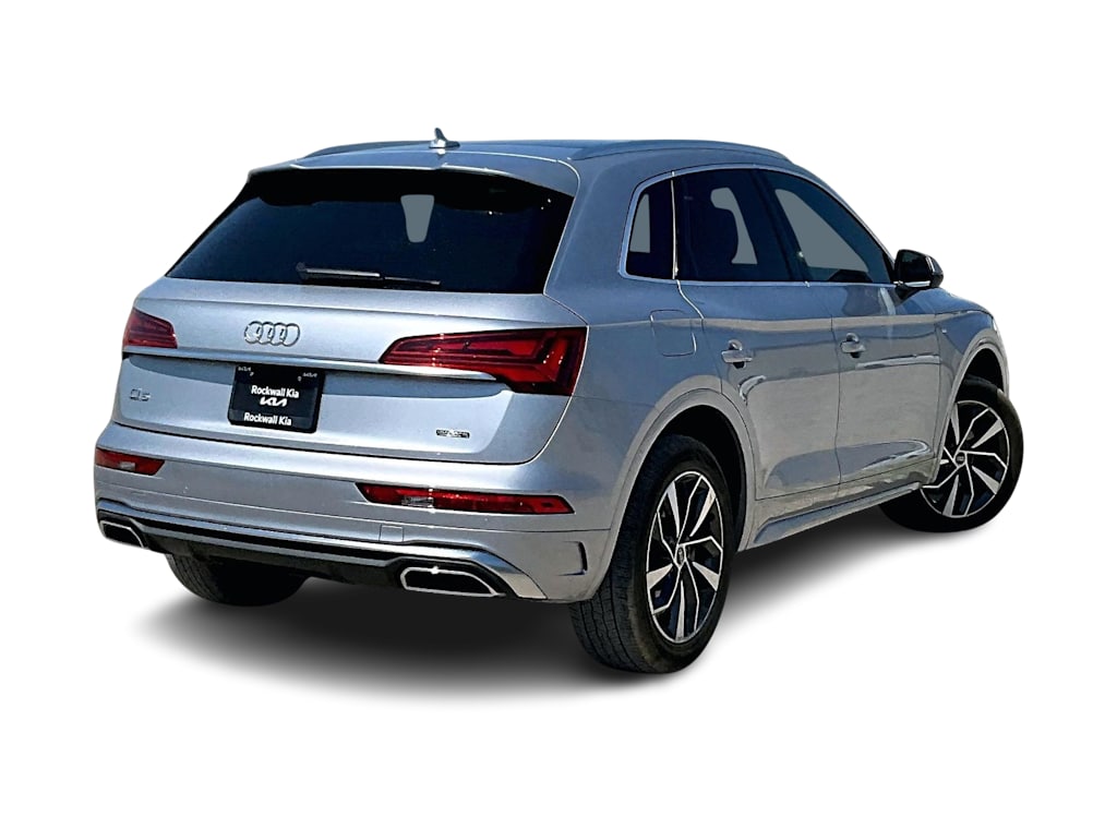 Thumbnail: 2022 Audi Q5 - 17