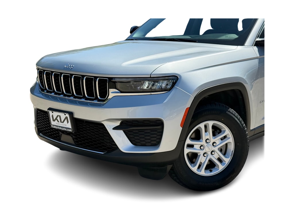Thumbnail: 2023 Jeep Grand Cherokee - 16