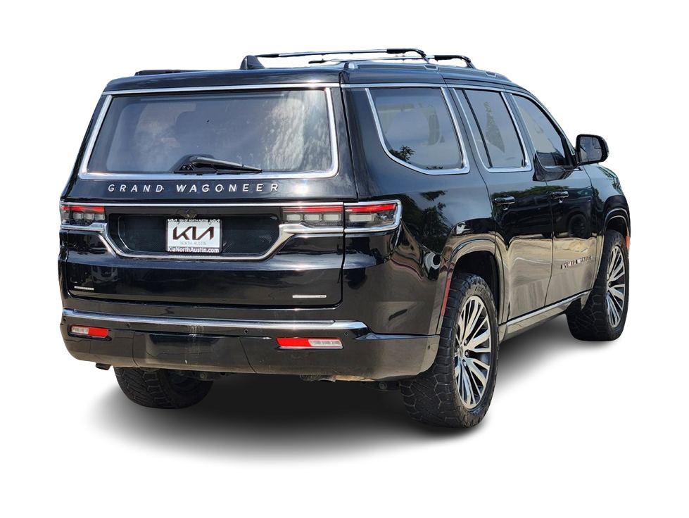 Thumbnail: 2022 Jeep Grand Wagoneer - 20