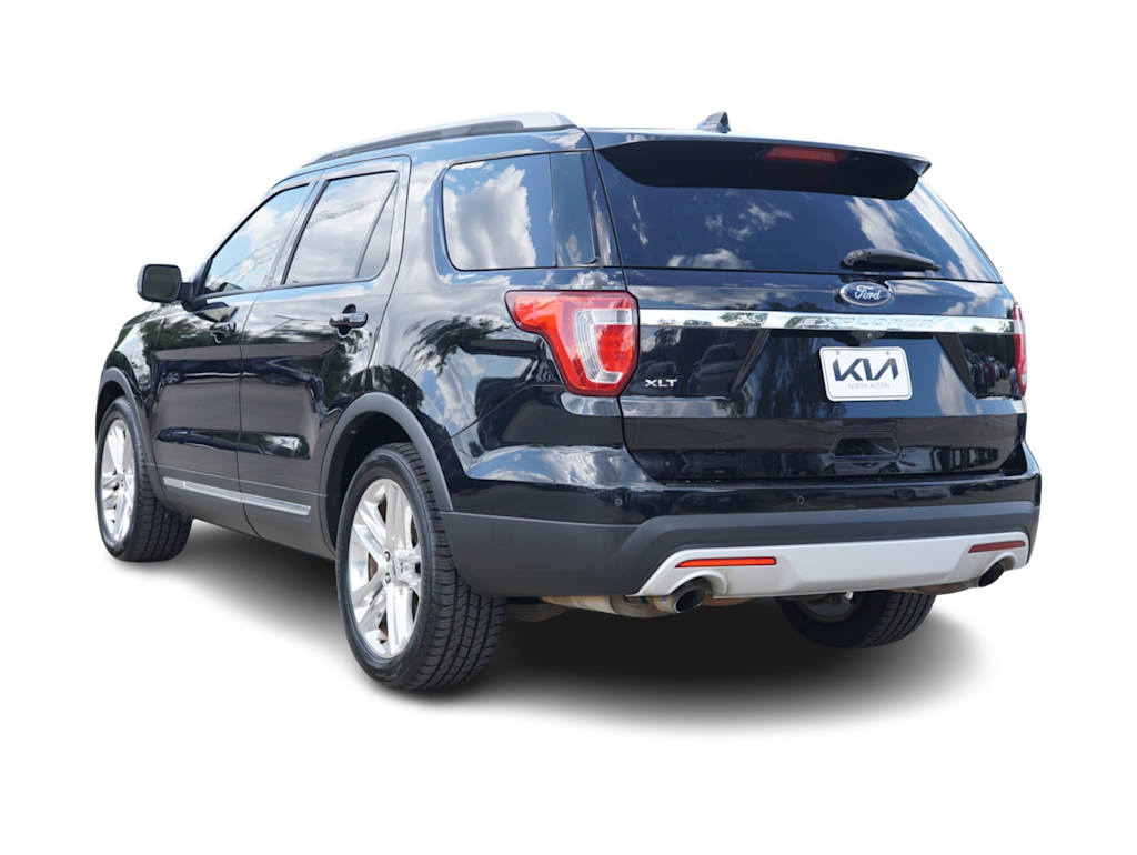 Thumbnail: 2017 Ford Explorer - 4