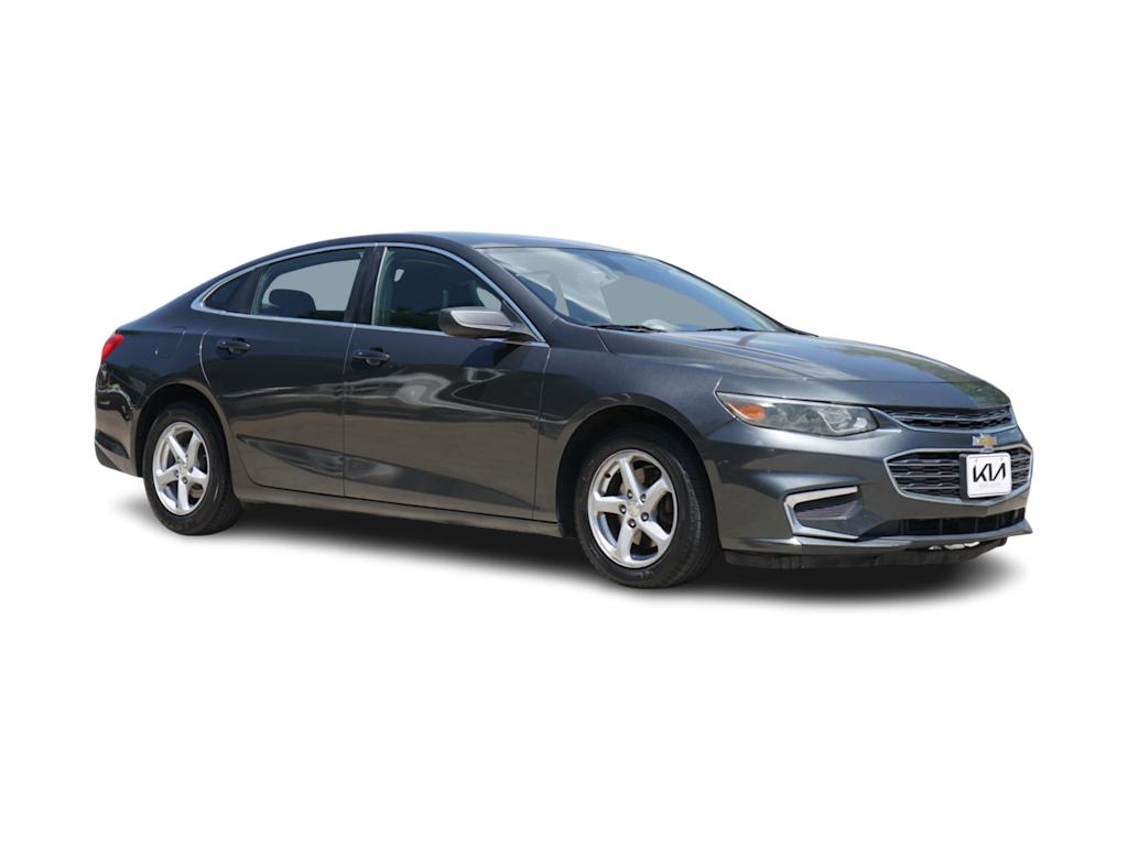 Thumbnail: 2017 Chevrolet Malibu - 18