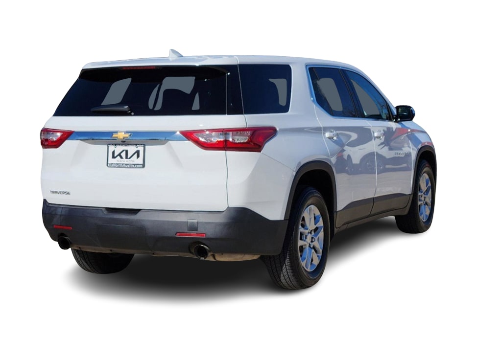 2018 Chevrolet Traverse LS 17