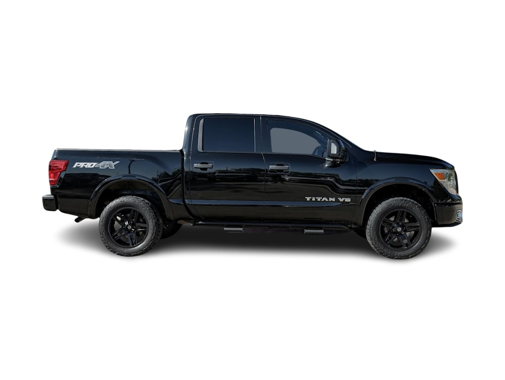 Thumbnail: 2018 Nissan Titan - 15