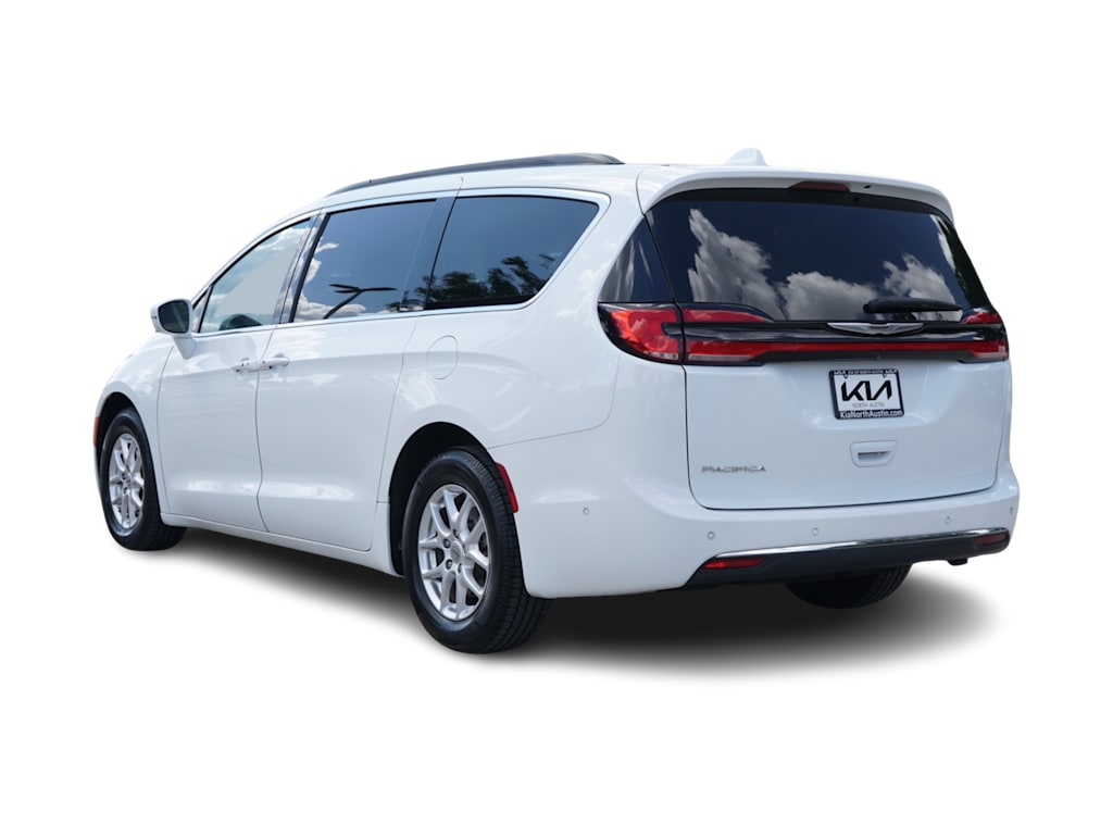 Thumbnail: 2022 Chrysler Pacifica - 4