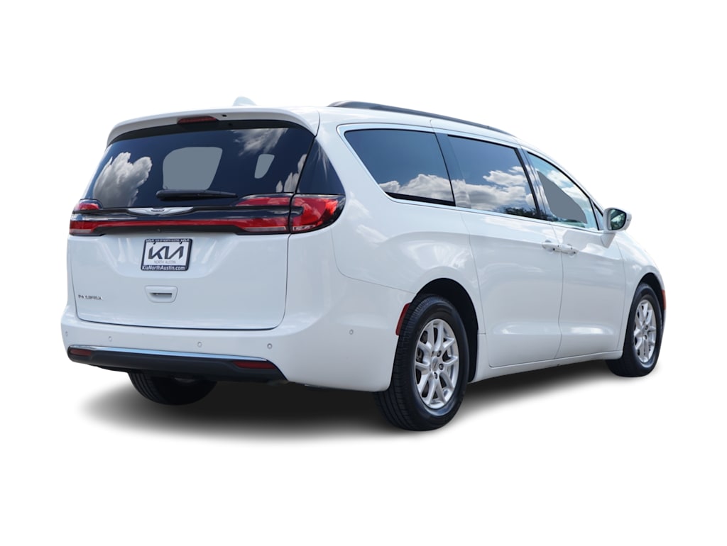 Thumbnail: 2022 Chrysler Pacifica - 14