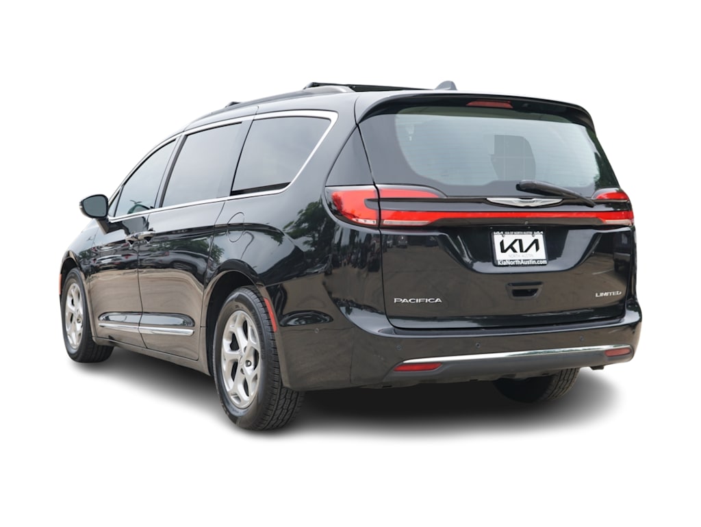 Thumbnail: 2022 Chrysler Pacifica - 4